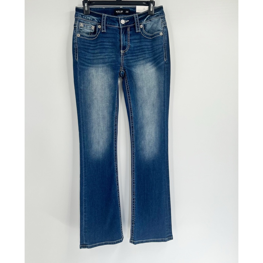 Miss Me Dreamcatcher Bootcut Jeans
Size 29 - Picture 2 of 6